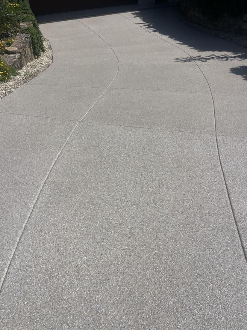 Driveway, stone-look flake by Epoxy Armour Coatings, Sunshine Coast
