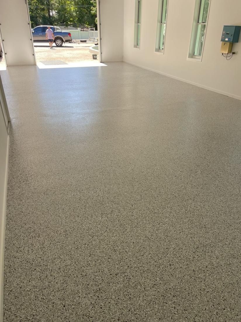 Garage floor, light flake by Epoxy Armour Coatings, Sunshine Coast